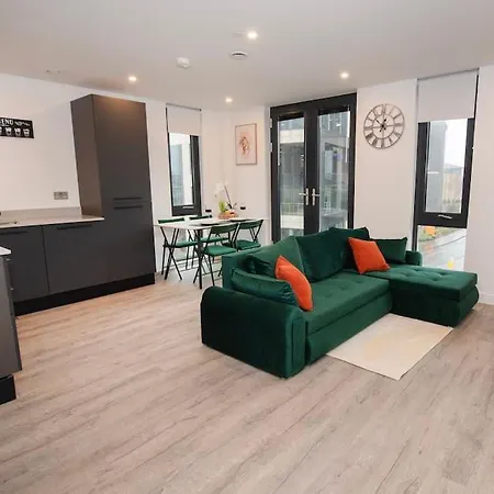 Deluxe 2 Bed Flat With Gym Sleeps 6 * 约克